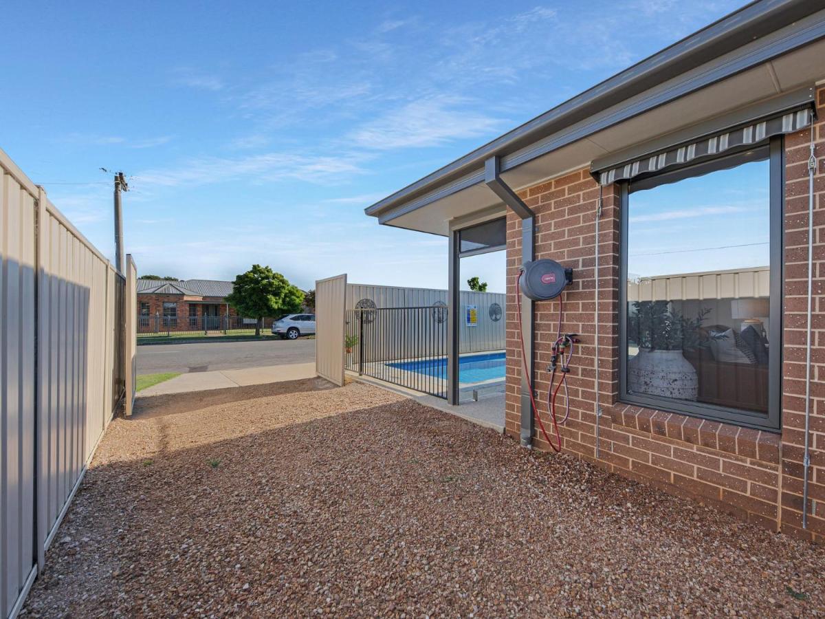 Central Haven Villa Yarrawonga Exterior photo